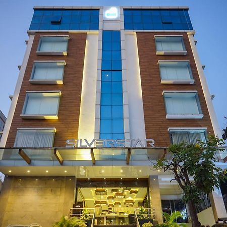 Myspace Hotels Silverstar Bangalore Exteriör bild