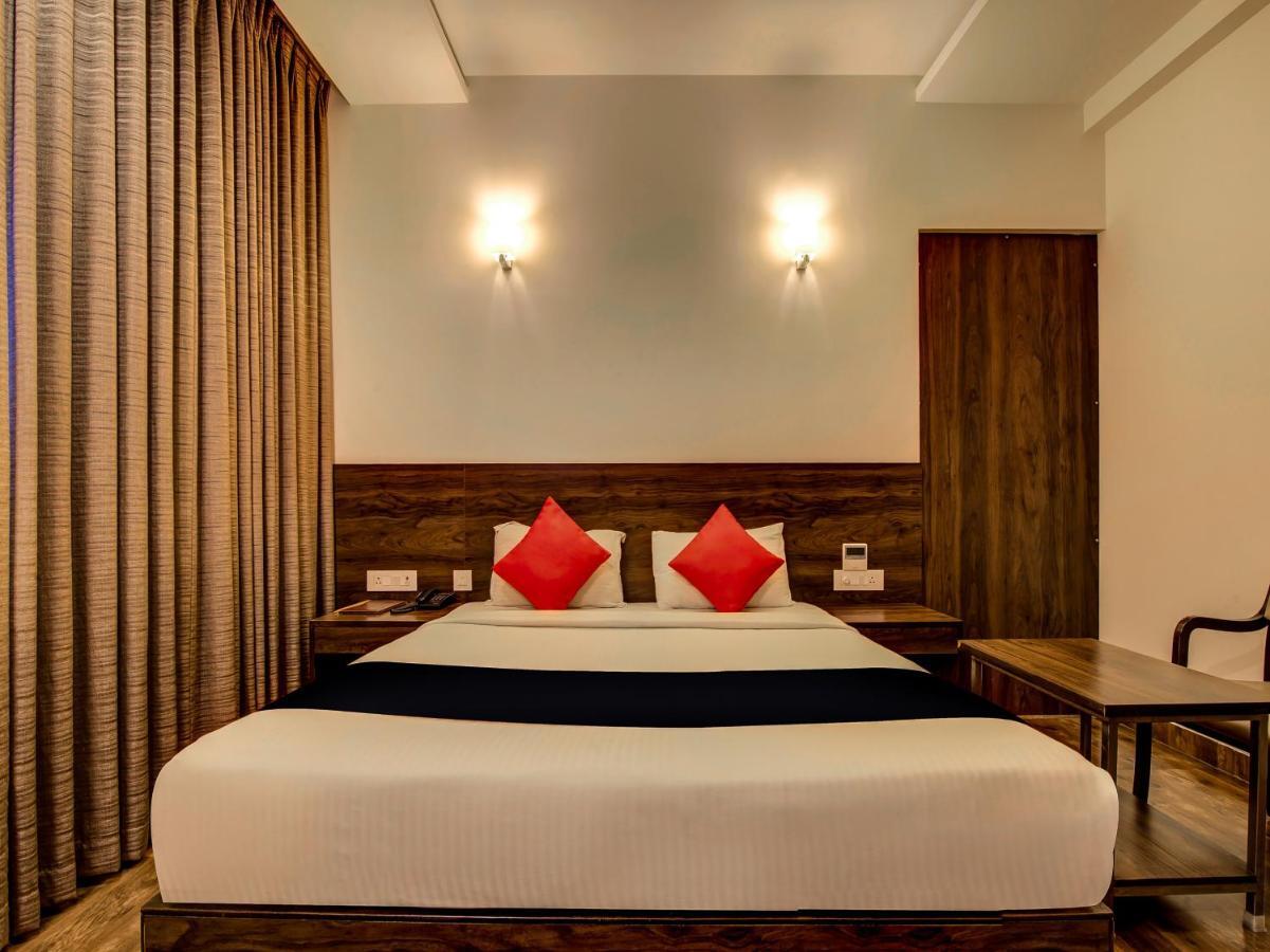Myspace Hotels Silverstar Bangalore Exteriör bild