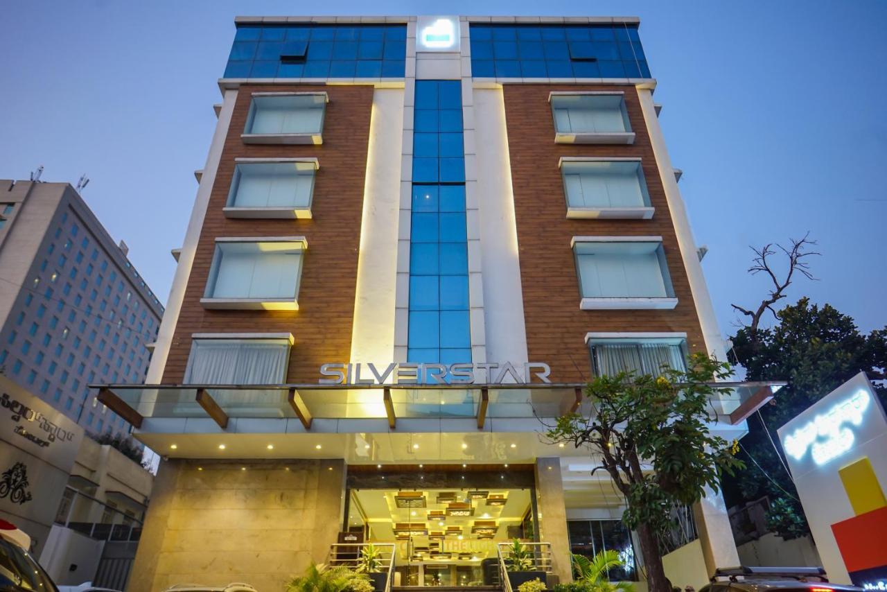Myspace Hotels Silverstar Bangalore Exteriör bild